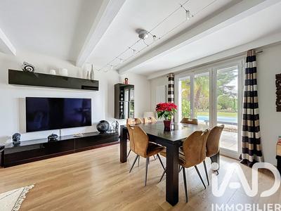 Maison - 193 m² - 7 pièces