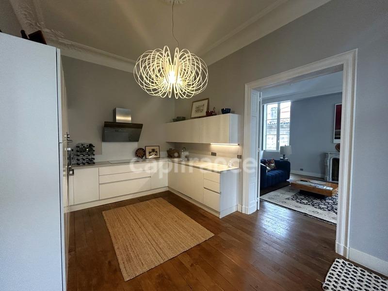 Appartement bourgeois - 116 m² - 4 pièces