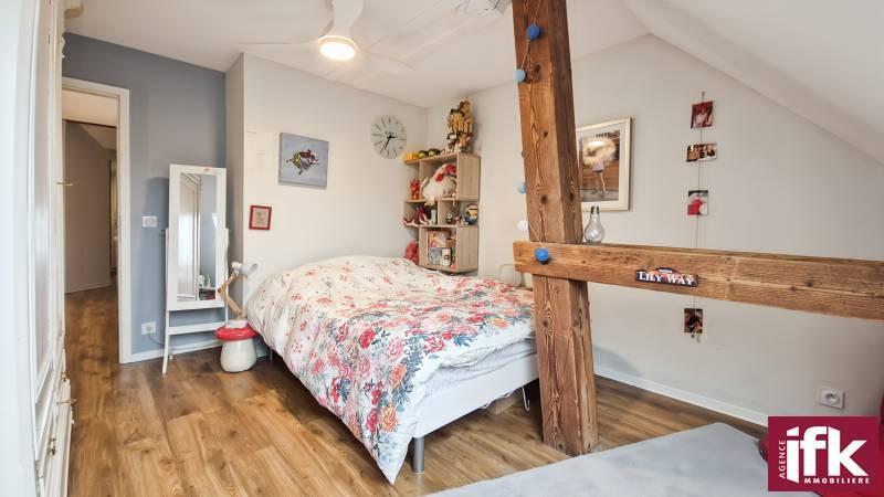 Loft - 103 m² - 4 pièces