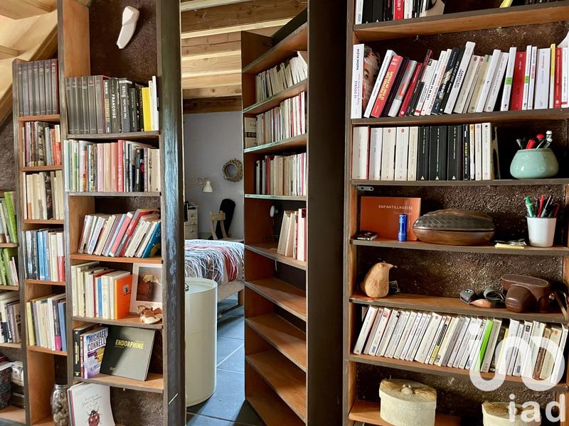 Maison - 470 m² - 11 pièces