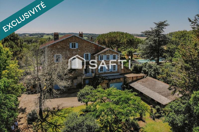 Maison de maîtres - 516 m² - 15 pièces