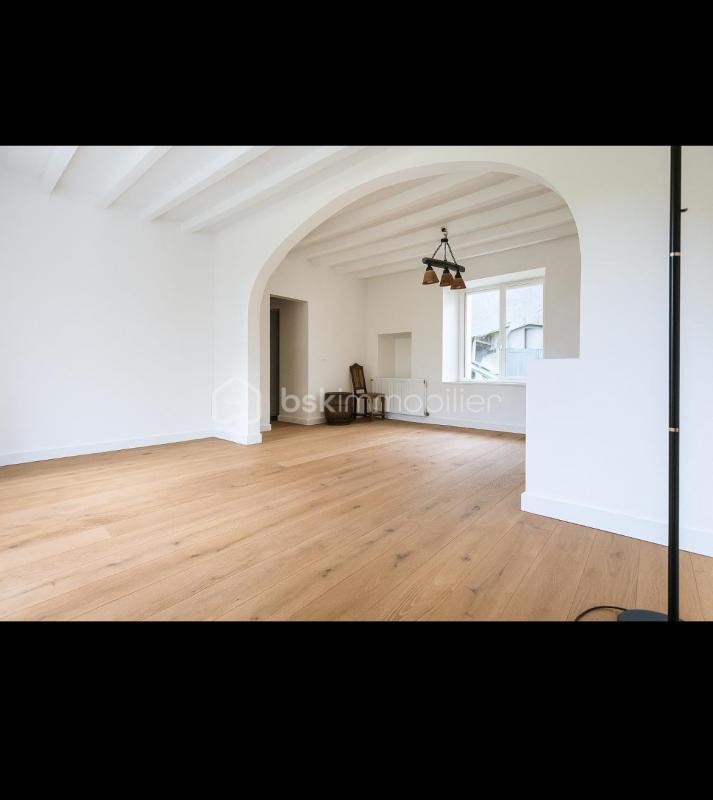 Maison - 156 m² - 8 pièces