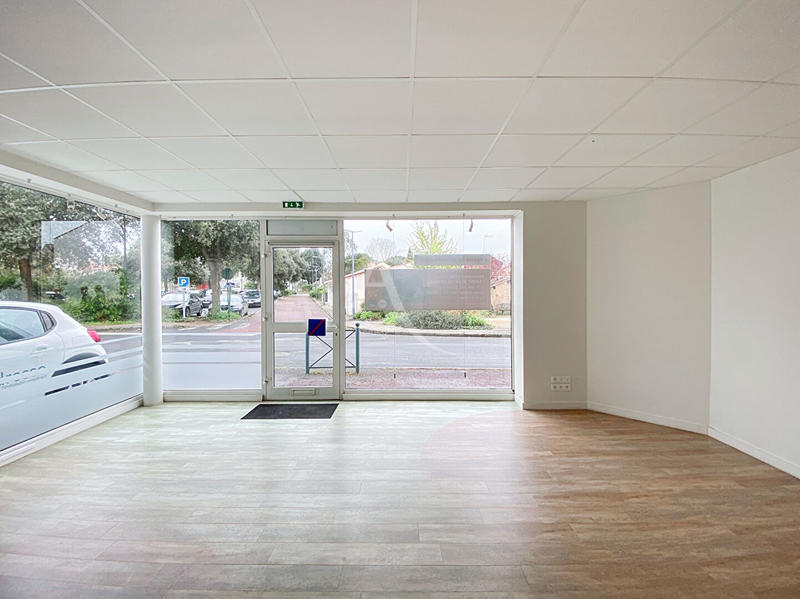 Local commercial - 71 m²