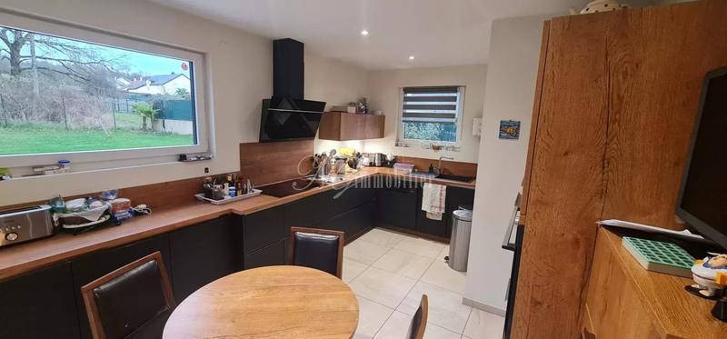 Maison - 164 m² - 5 pièces