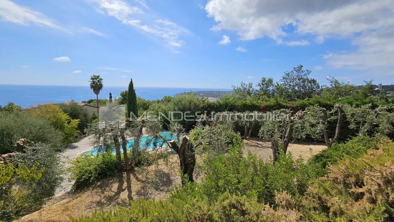 Villa - 430 m² - 8 pièces