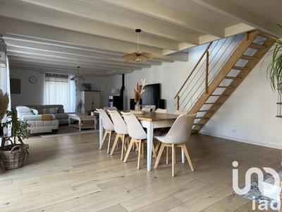 Maison - 219 m² - 6 pièces