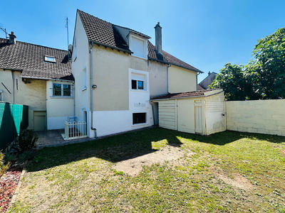 Maison - 100 m² - 4 pièces