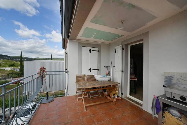 Propriété - 520 m² - 8 pièces