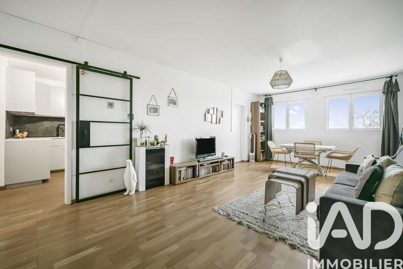 Appartement - 93 m² - 5 pièces