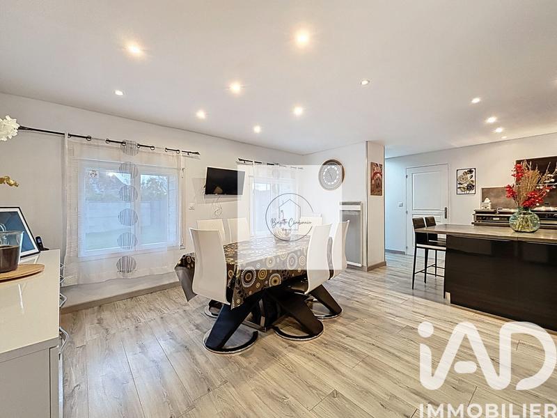 Maison - 206 m² - 10 pièces