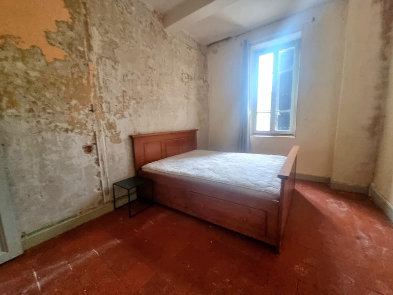 Maison - 240 m² - 5 pièces