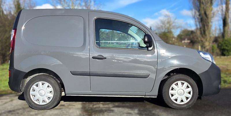 Renault Kangoo 1° Main 1.5 Dci 95cv 11 000 km Proche du neuf Grand Confort compact