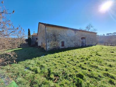 Maison traditionnelle - 198 m² - 6 pièces