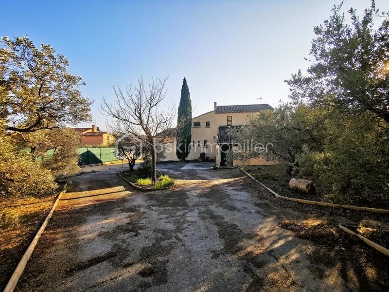 Maison traditionnelle - 138 m² - 138 pièces