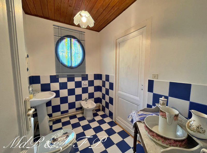 Maison bourgeoise - 356 m² - 10 pièces