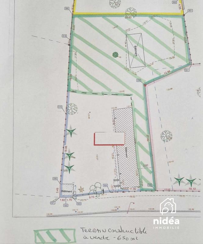 Terrain - 650 m²