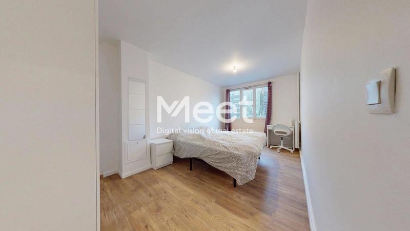 Appartement - 102 m² - 5 pièces