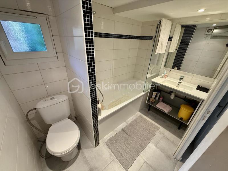 Maison - 85 m² - 3 pièces