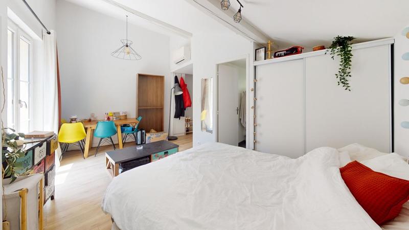 Immeuble - 120 m² - 5 pièces