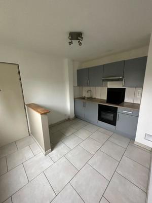 Studio - 33 m² - 1 pièce