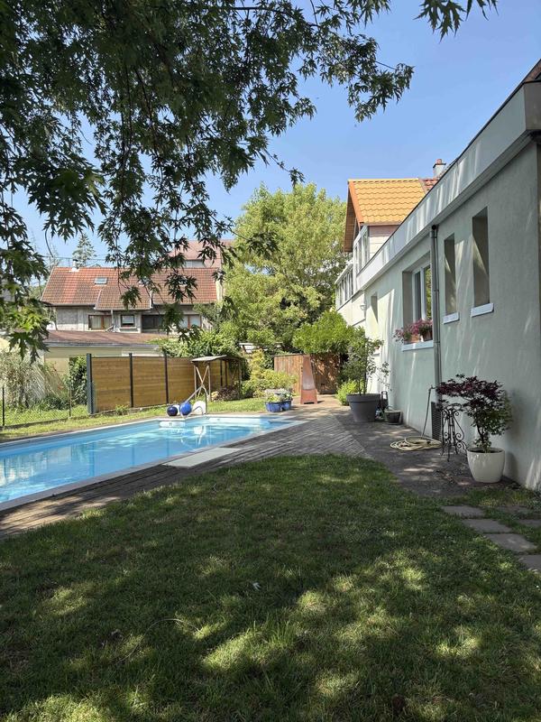 Villa - 320 m² - 12 pièces