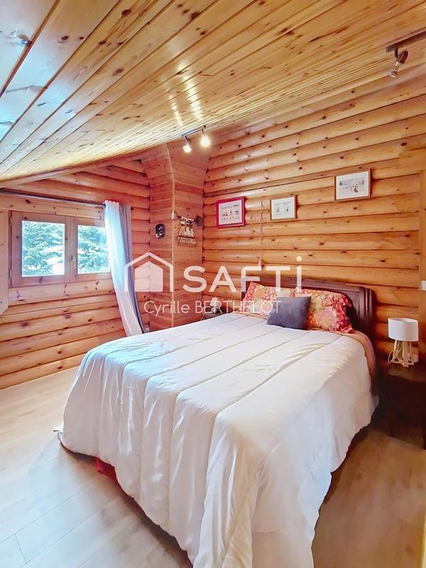 Châlet - 288 m² - 7 pièces