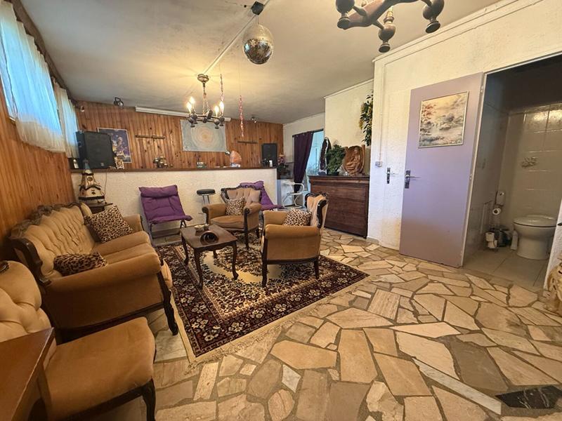 Maison - 190 m² - 5 pièces