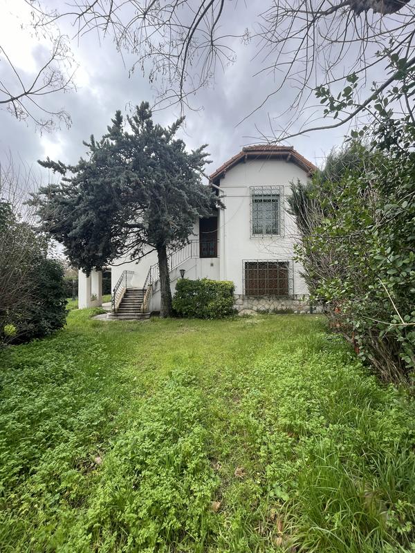 Maison - 150 m² - 4 pièces