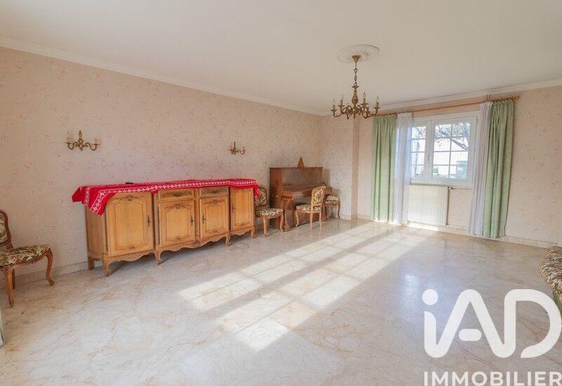 Maison - 183 m² - 7 pièces