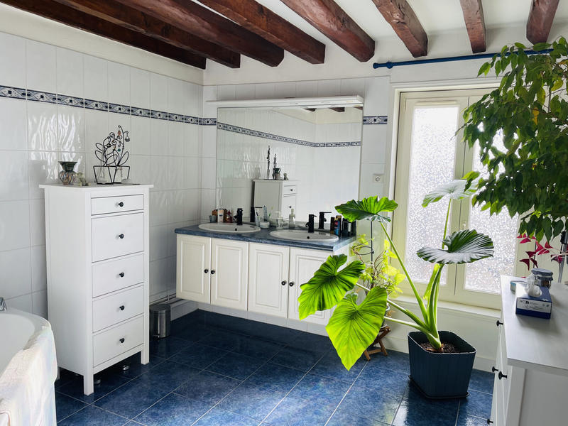 Maison - 175 m² - 8 pièces