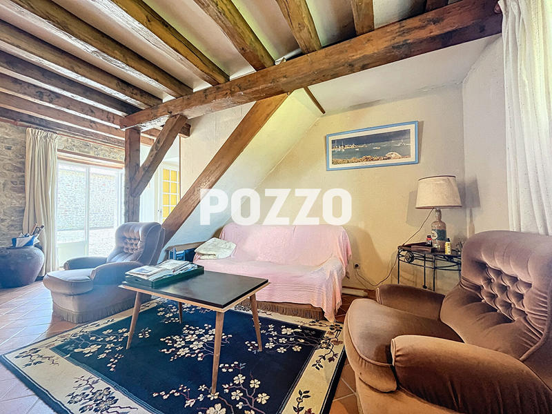 Maison - 134 m² - 9 pièces