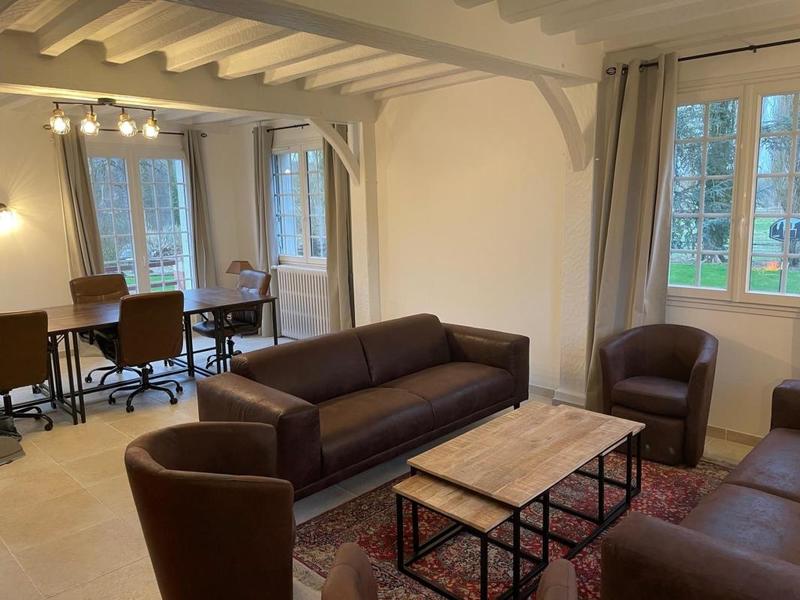 Propriété - 338 m² - 11 pièces