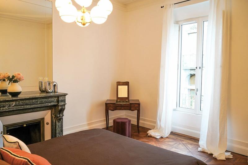 Appartement - 216 m² - 6 pièces