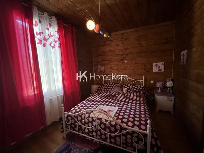 Ferme - 200 m² - 10 pièces