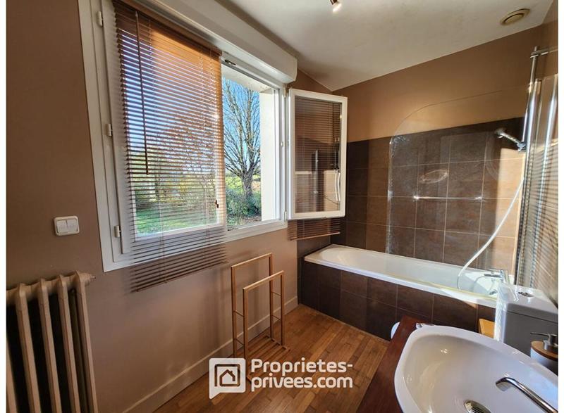 Propriété - 155 m² - 7 pièces