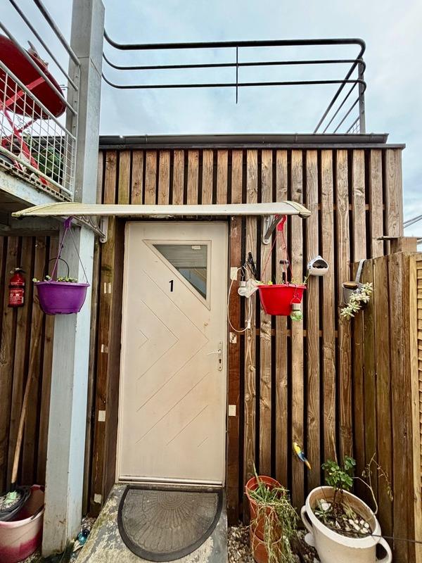 Immeuble - 254 m² - 16 pièces