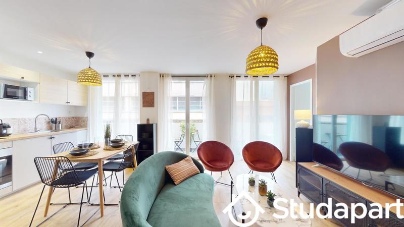 Chambre - 11 m² - 1 pièce