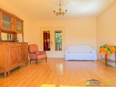 Appartement - 101 m² - 5 pièces