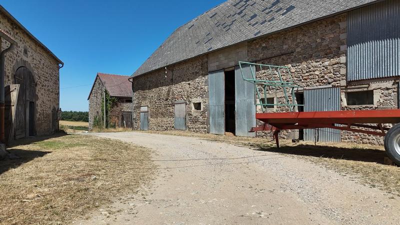 Corps de ferme - 275 m² - 10 pièces