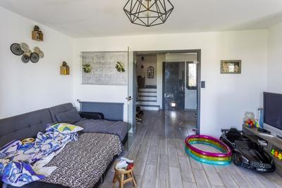 Pavillon - 191 m² - 8 pièces