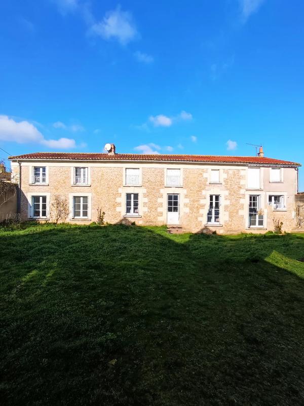 Maison de village - 152 m² - 6 pièces