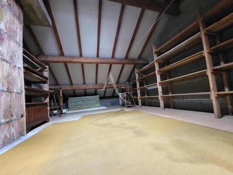 Maison - 150 m² - 8 pièces