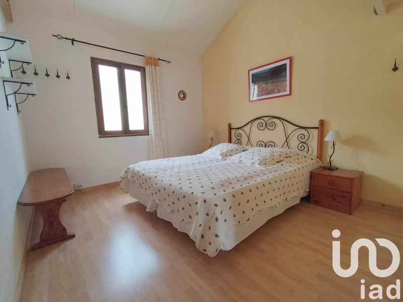 Maison - 478 m² - 15 pièces