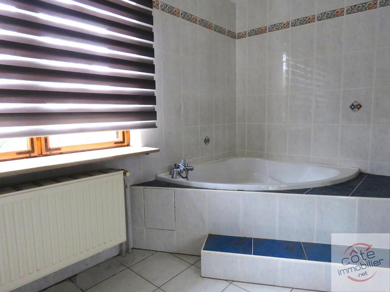 Maison - 195 m² - 9 pièces