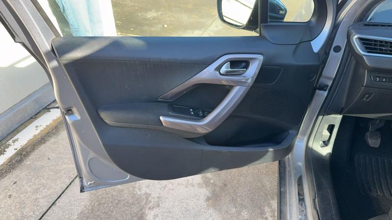 Peugeot 2008 1.2 PureTech 82 Style