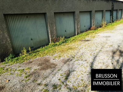 Parking / Garage - 120 m²