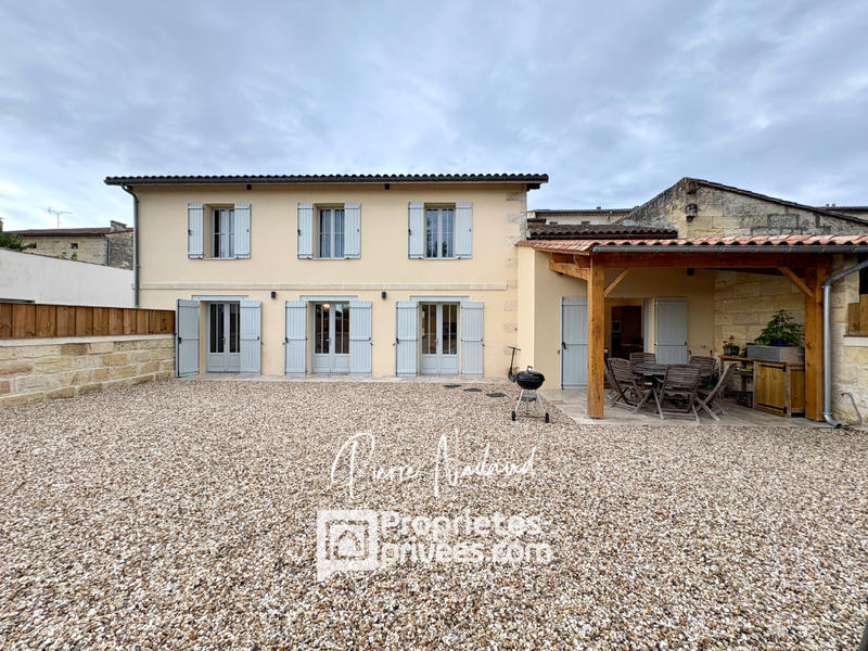 Maison - 120 m² - 5 pièces