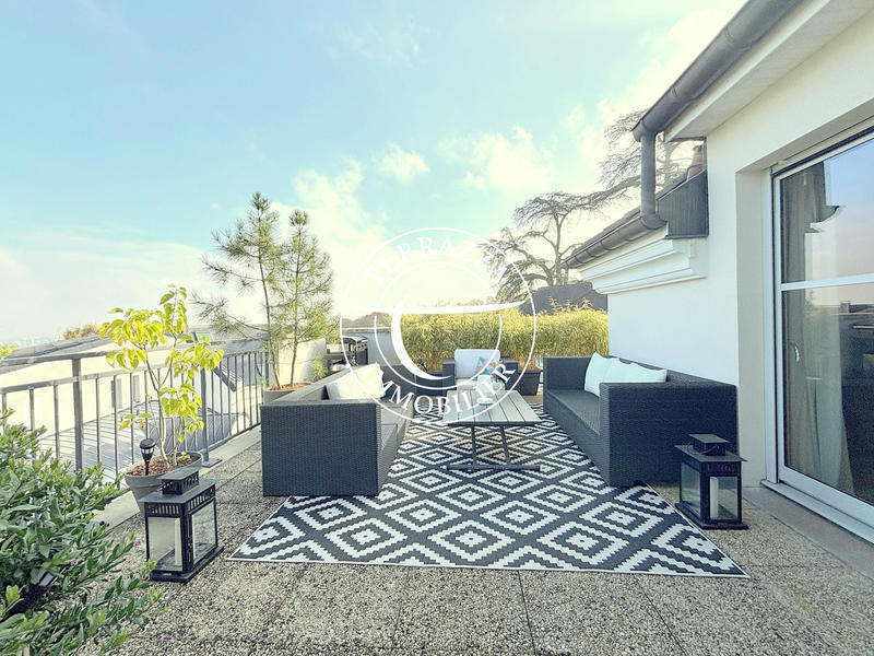 Appartement - 101 m² - 5 pièces