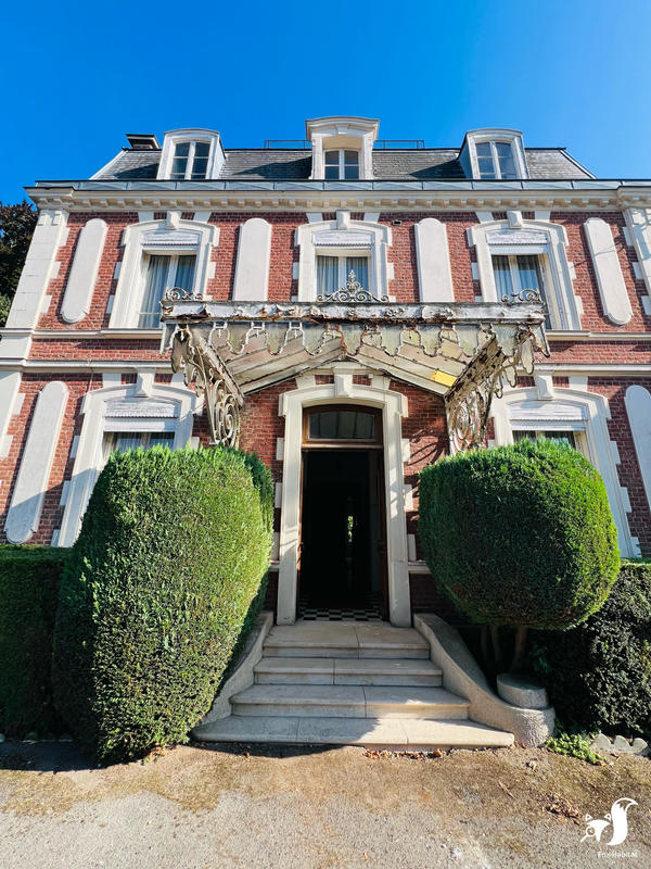 Maison - 500 m² - 14 pièces