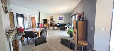 Villa - 169 m² - 4 pièces